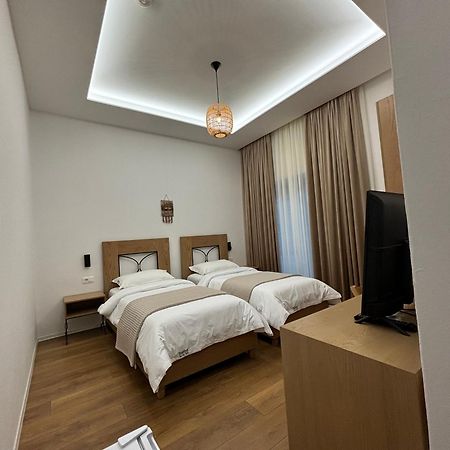 Gle-Alb Agrotourism Hotel Tepelena Kültér fotó