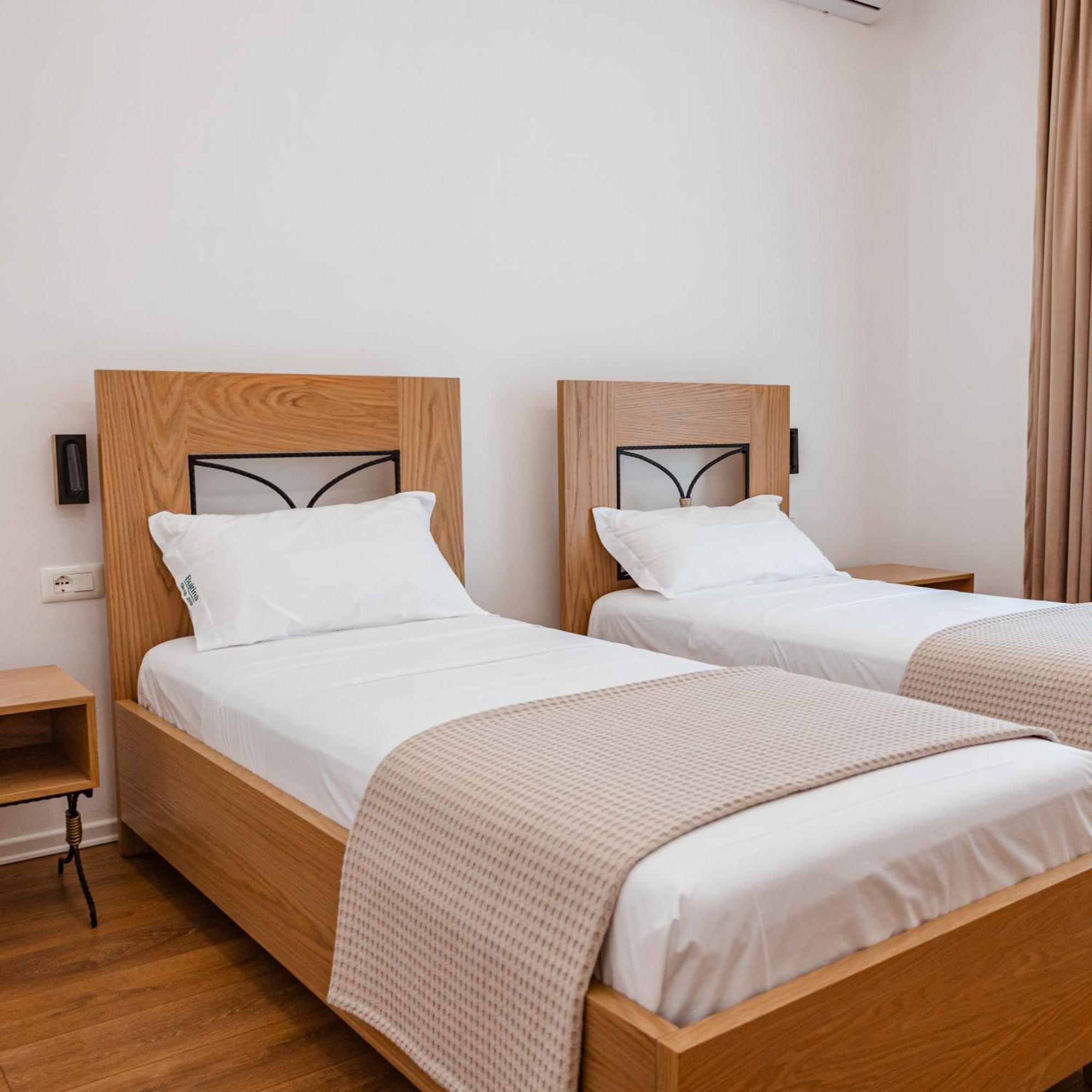Gle-Alb Agrotourism Hotel Tepelena Kültér fotó
