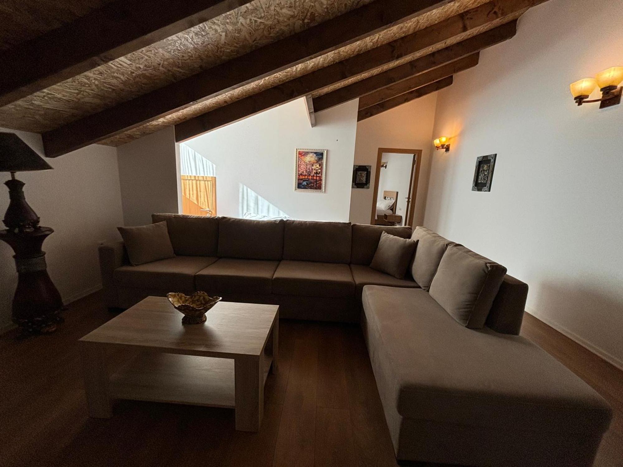 Gle-Alb Agrotourism Hotel Tepelena Kültér fotó